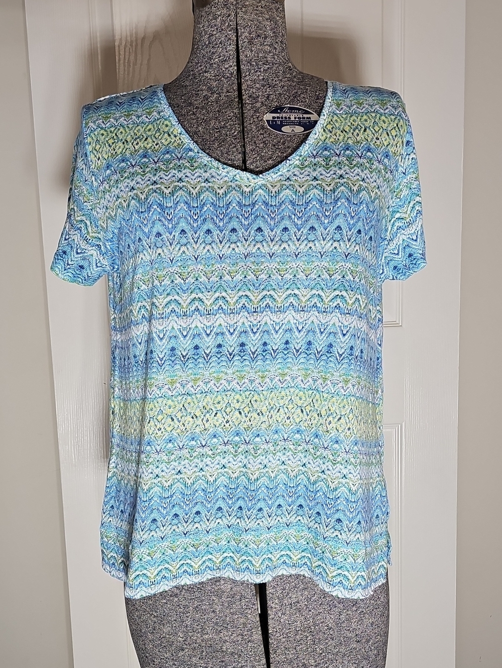 ​J. Jill Blue Green Chevron Zig Zag Print Linen Knit V-Neck Short Sleeve Top MP